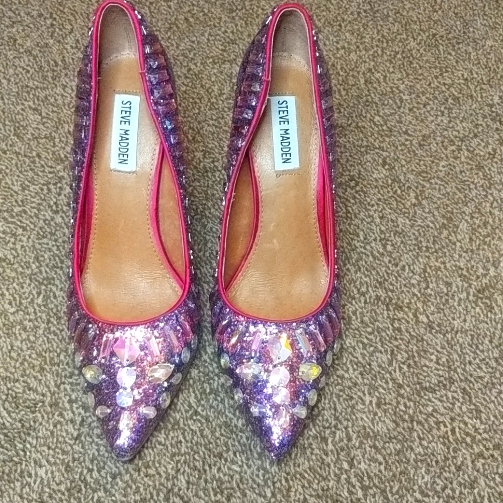 Steve Madden Galaxxie Heels